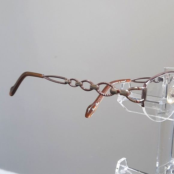 New pink/rose gold Eyeglass Frame, Rx'able, oval metal, women glasses, 52-17-130 - Picture 4 of 5